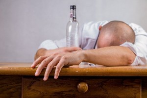 DDS – ALCOOLISMO – USO E ABUSO DO ÁLCOOL